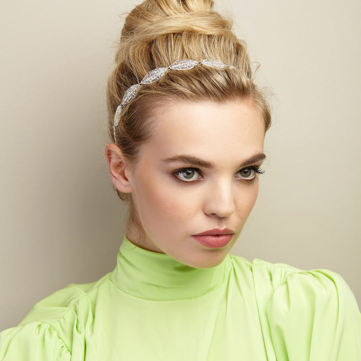 leaf headband elasticated in silver with hair bun