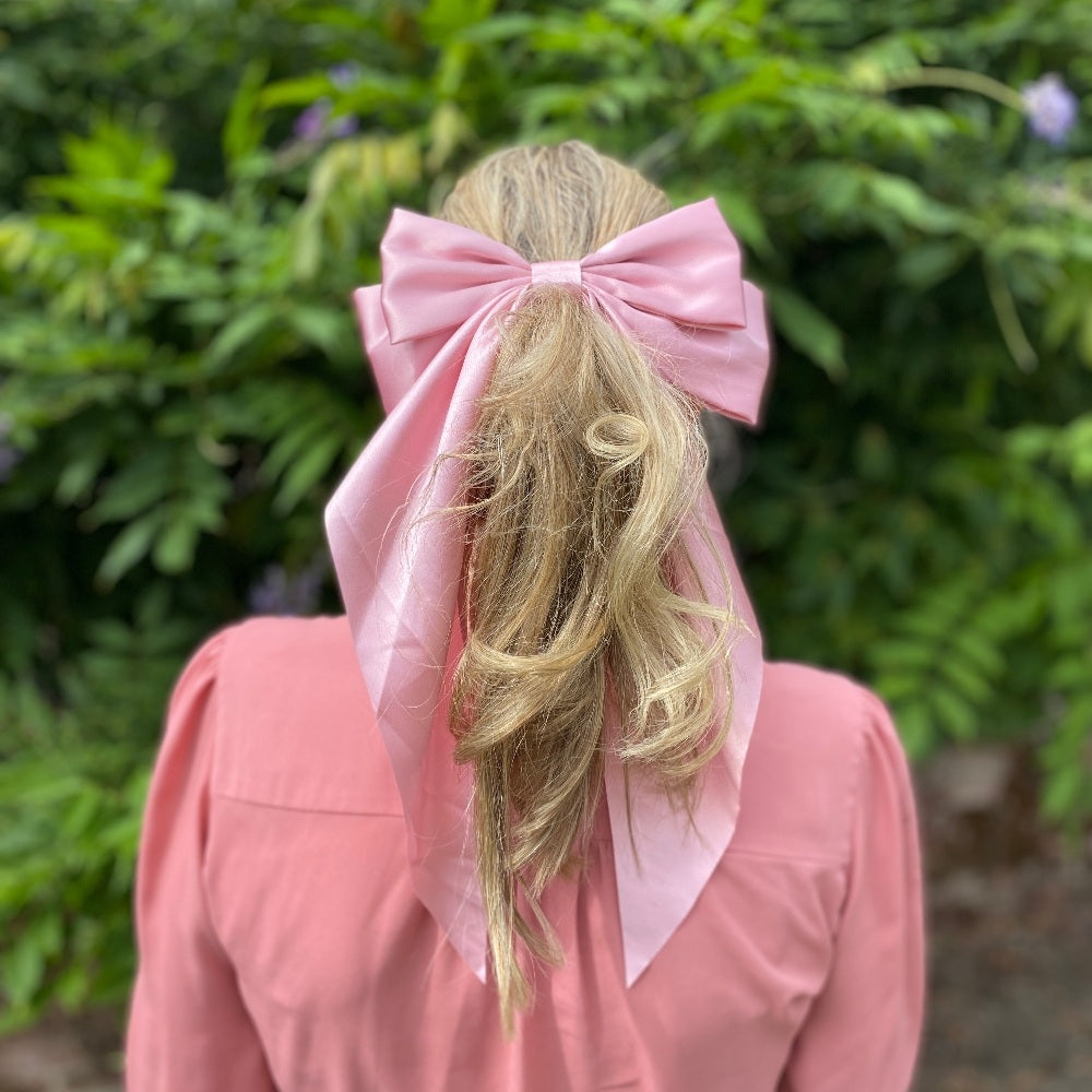 5 bow clip in hair styles for every hair type