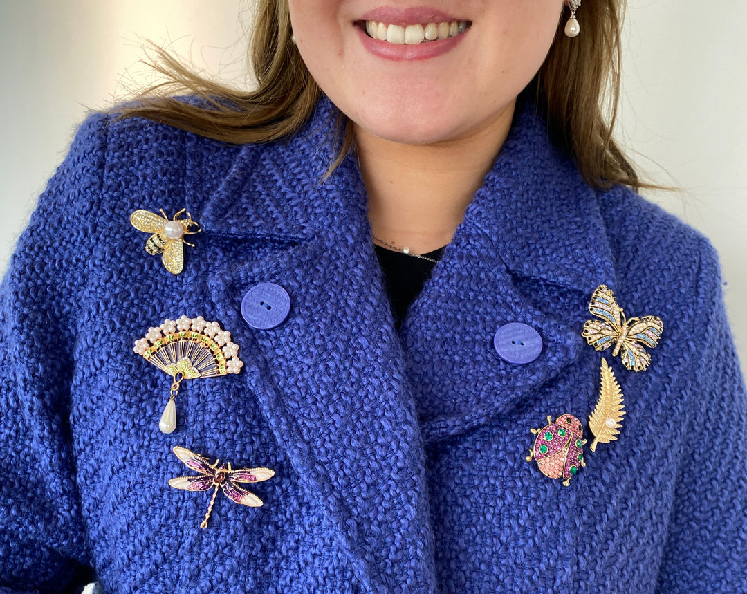 3-Modern-Ways-To-Wear-Brooches-On-Jacket-Brooch-Cluster