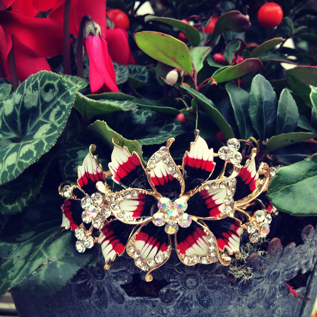 Enamel Hair Clips for Old School Winter Glamour