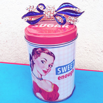 Sweeten up your day with a QueenMee Vintage Hair Clip