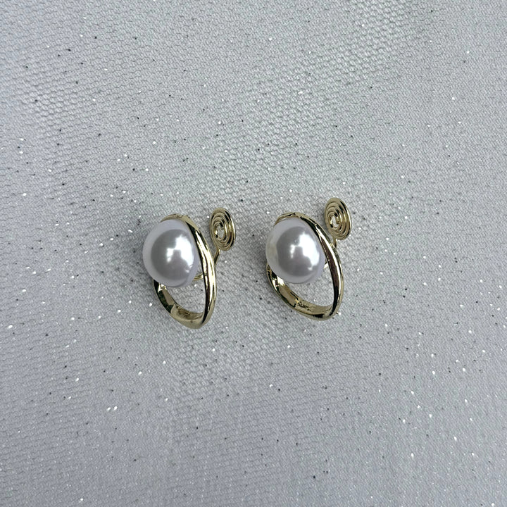 Pearl Clip On Earrings, Gold Side View, Faux Pearl Earrings For Non Pierced Ears, Gold Swirl Clip Ons, Elegant Vintage Style Pearl Earrings, Classic Gold Clip On Earrings