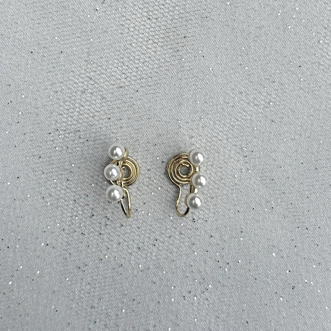 Pearl Clip On Earrings, Small Front View, Faux Pearl Earrings For Non Pierced Ears, Small Pearl Clip Ons, Vintage Inspired Pearl Earrings, Classic Clip On Earrings