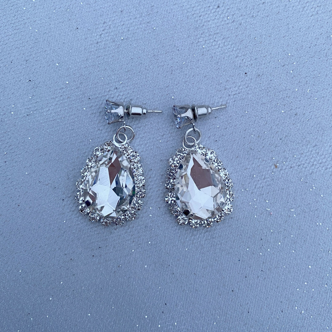 drop earrings silver diamante vintage inpsired