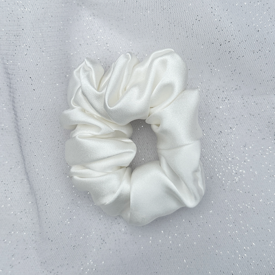 Silk Scrunchie in White Mulberry Silk gift