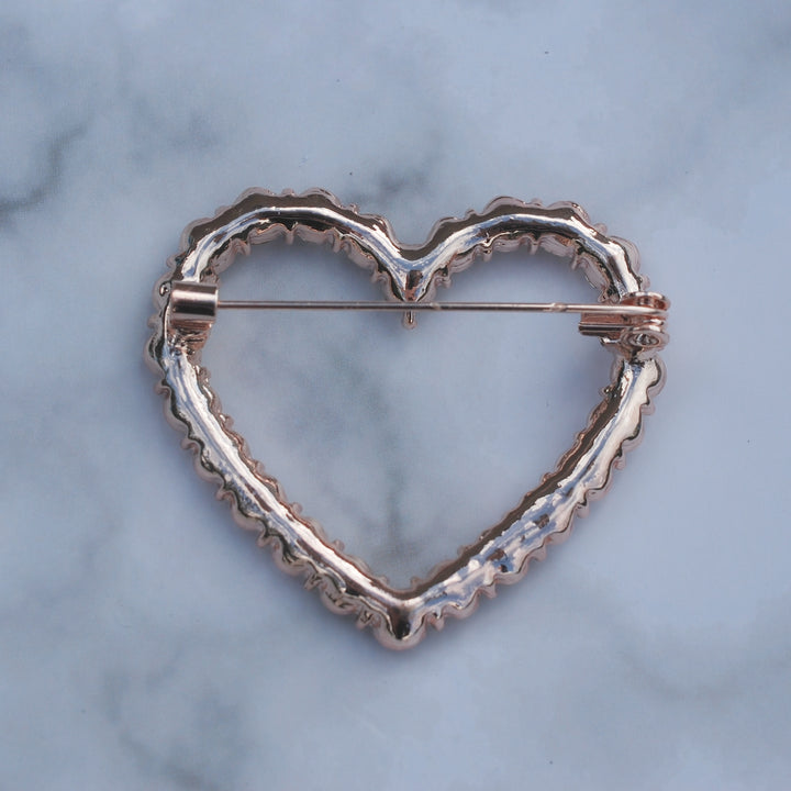 heart brooch in rose gold pin back