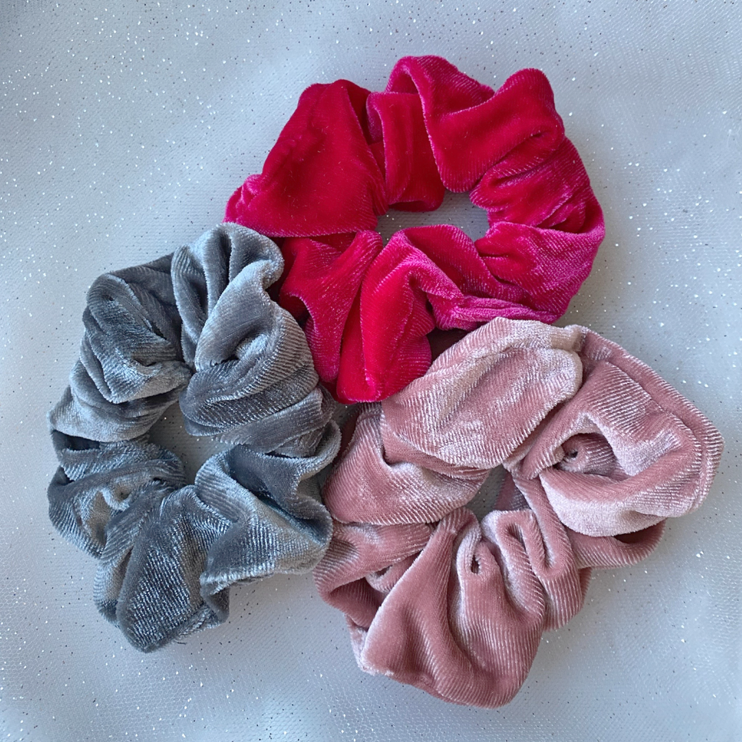 scrunchies velvet pink gift set